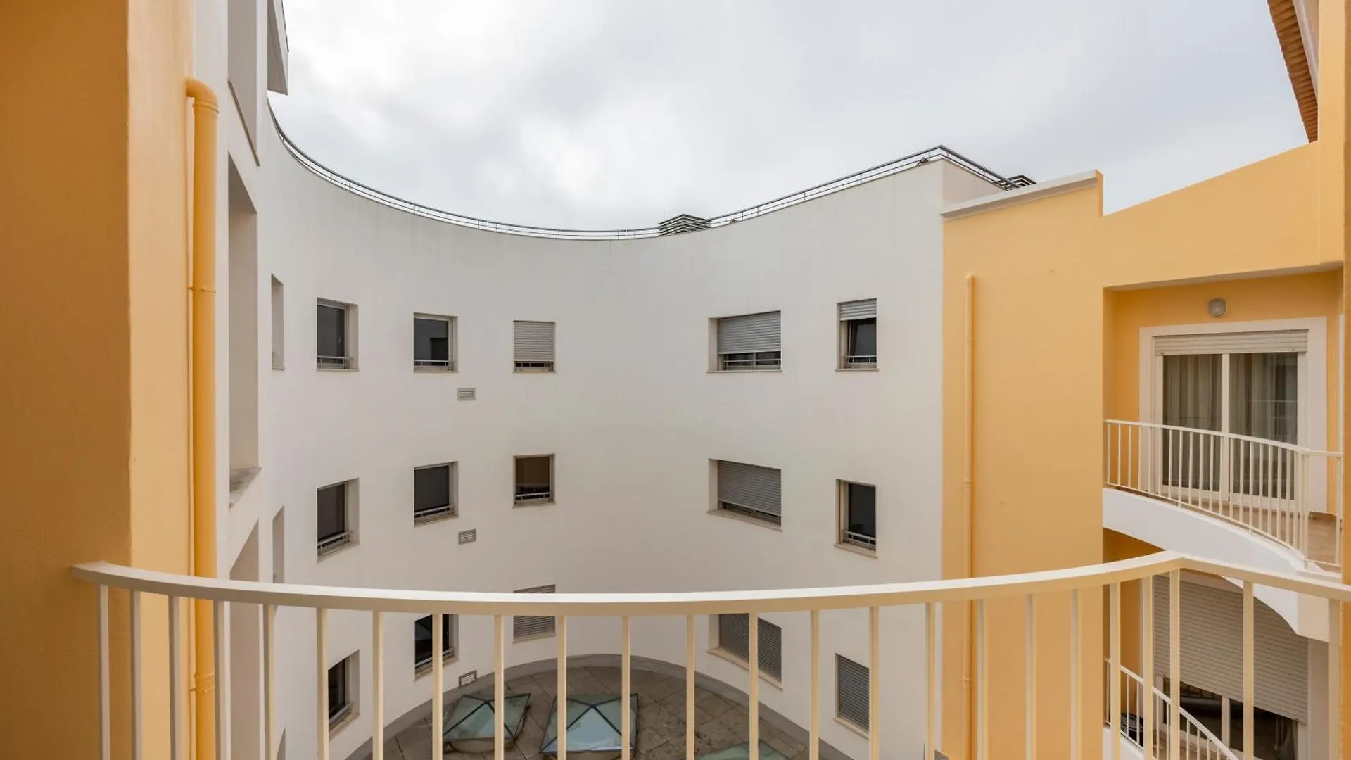 Apartamentos Mira Rio Lagos 0*,  Portugal